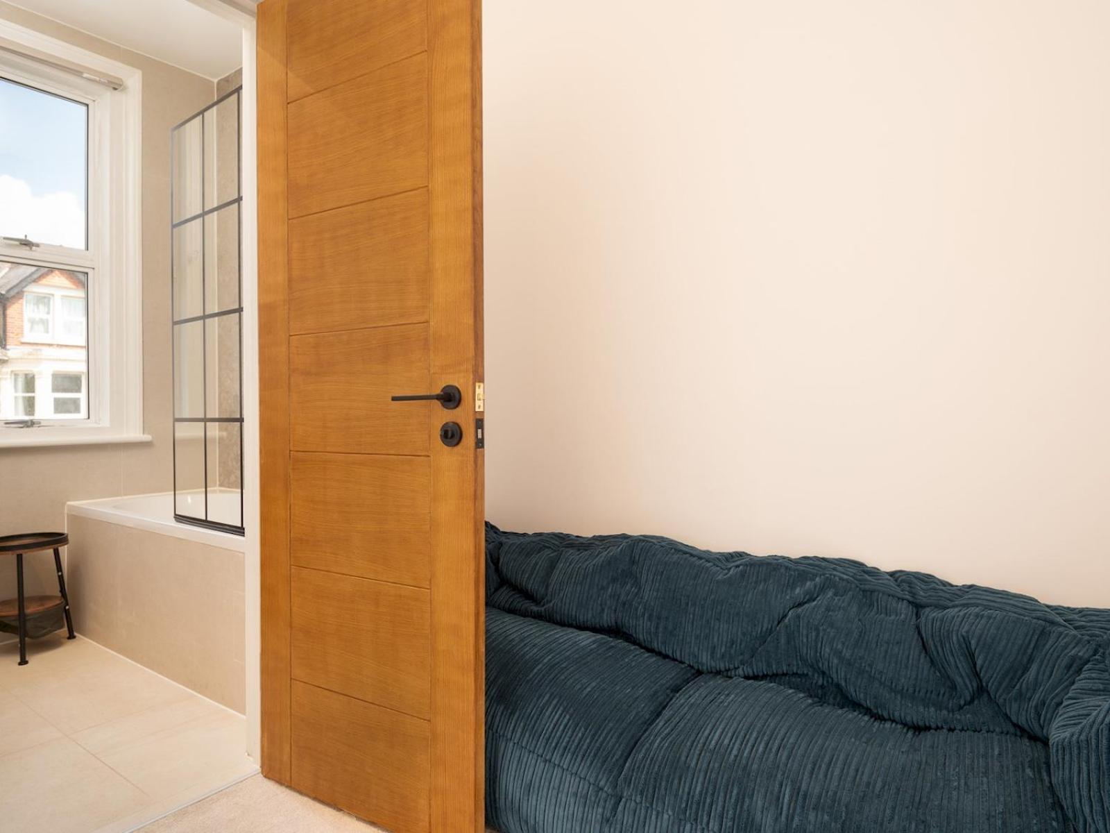 Сasa de vacaciones Modern Chic 5br Townhouse - Pass The Keys