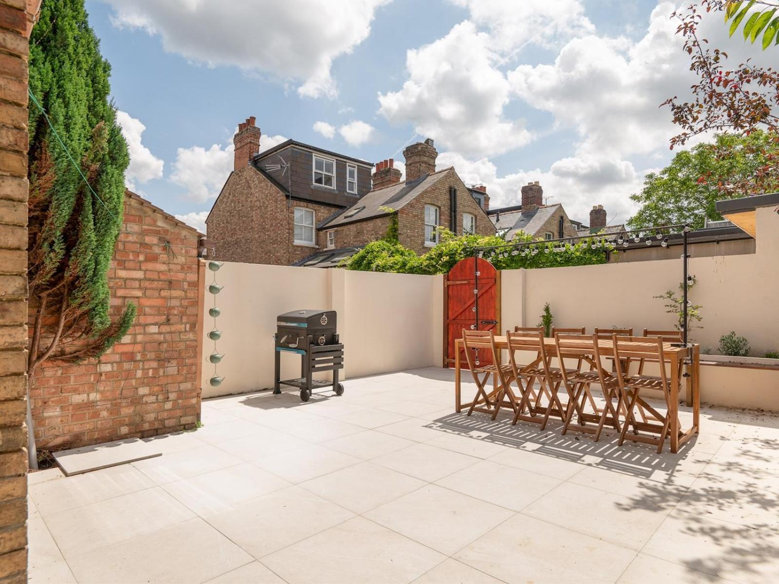 Modern Chic 5br Townhouse - Pass The Keys Сasa de vacaciones *
